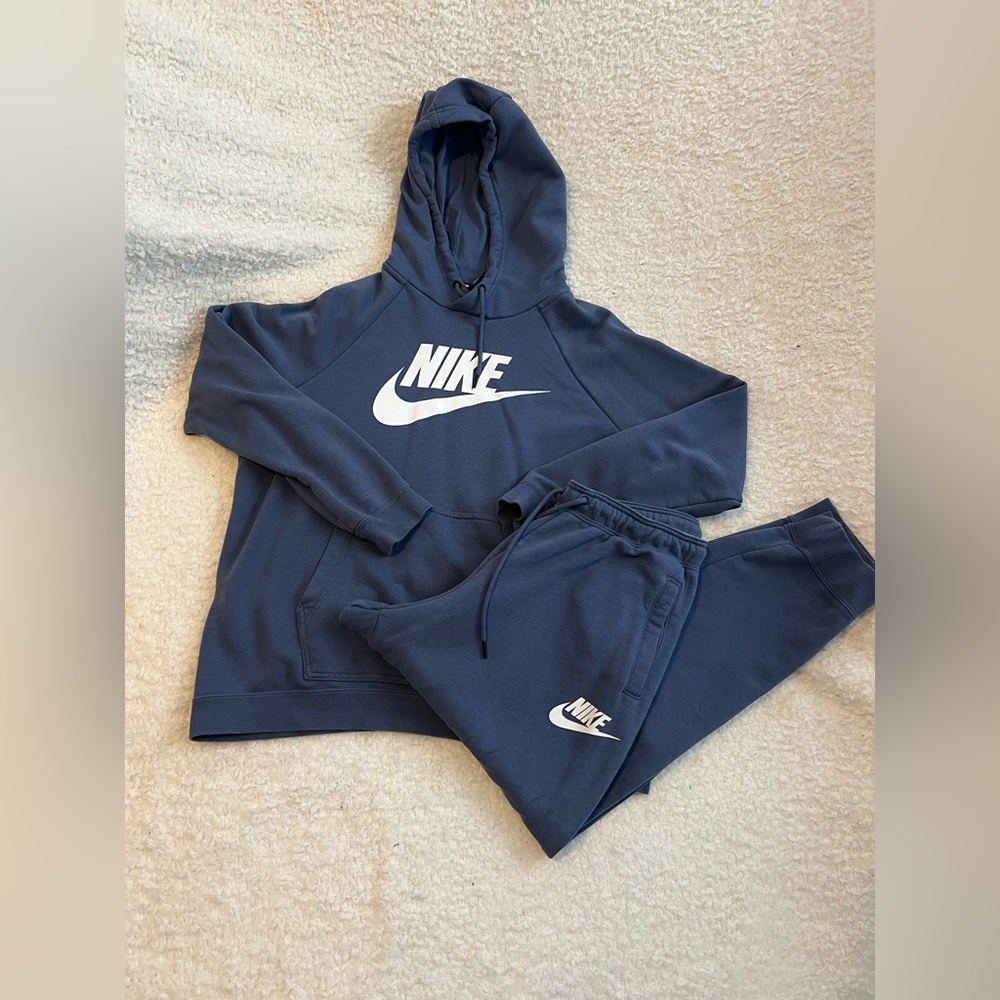 NIKE sweatsuit XL